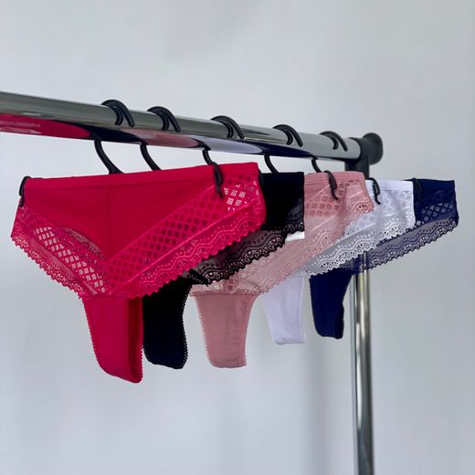 Стрінги з вставкою сіточки