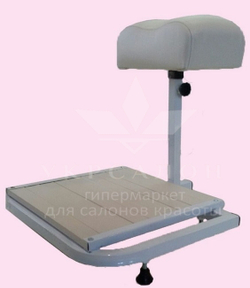 Складна підставка для педикюру з місцем під ванночку