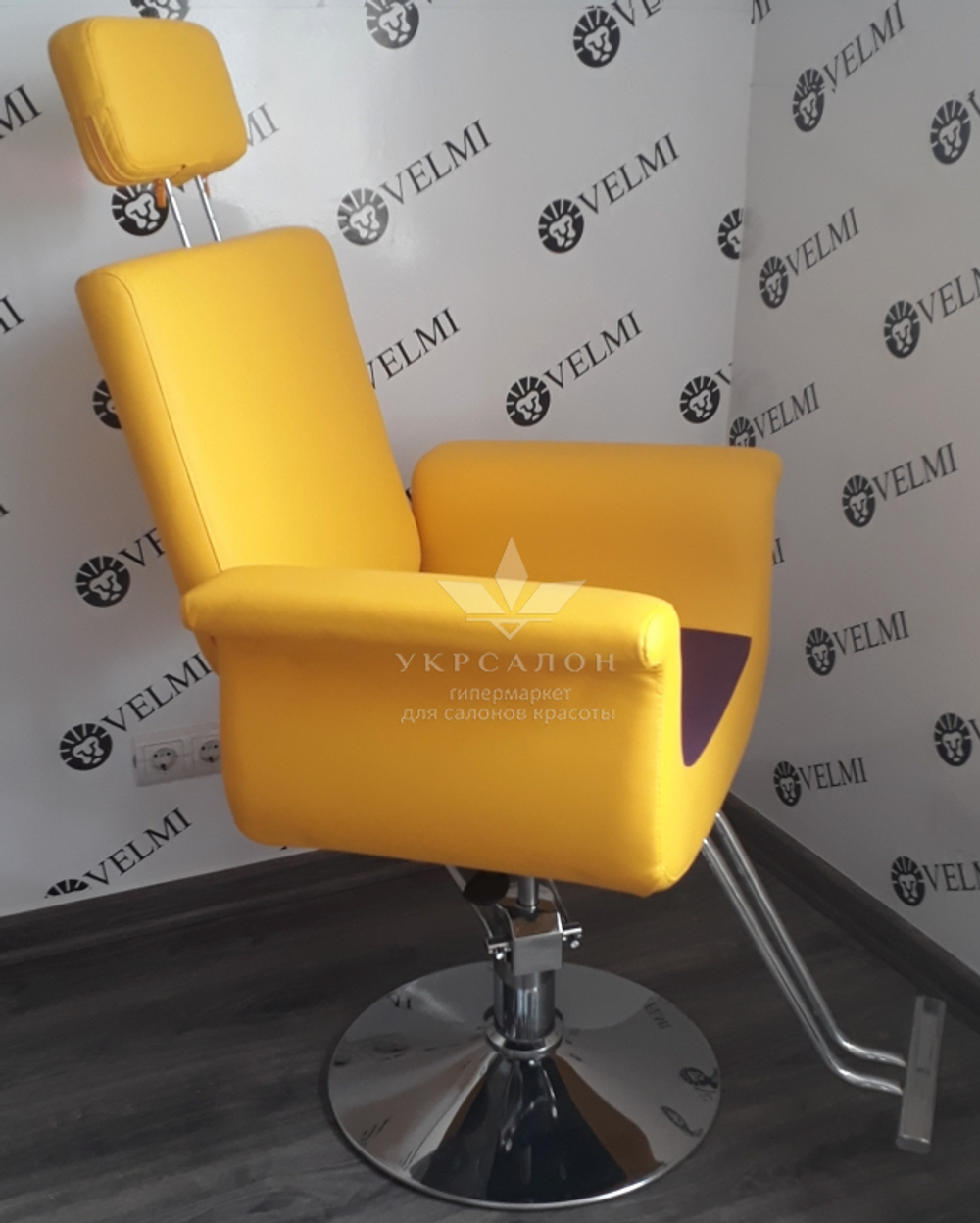Крісло клієнта Diva plus