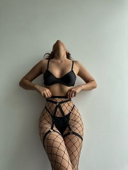 Колготи в крупну сітку