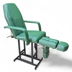 Педикюрне крісло Tertio Black