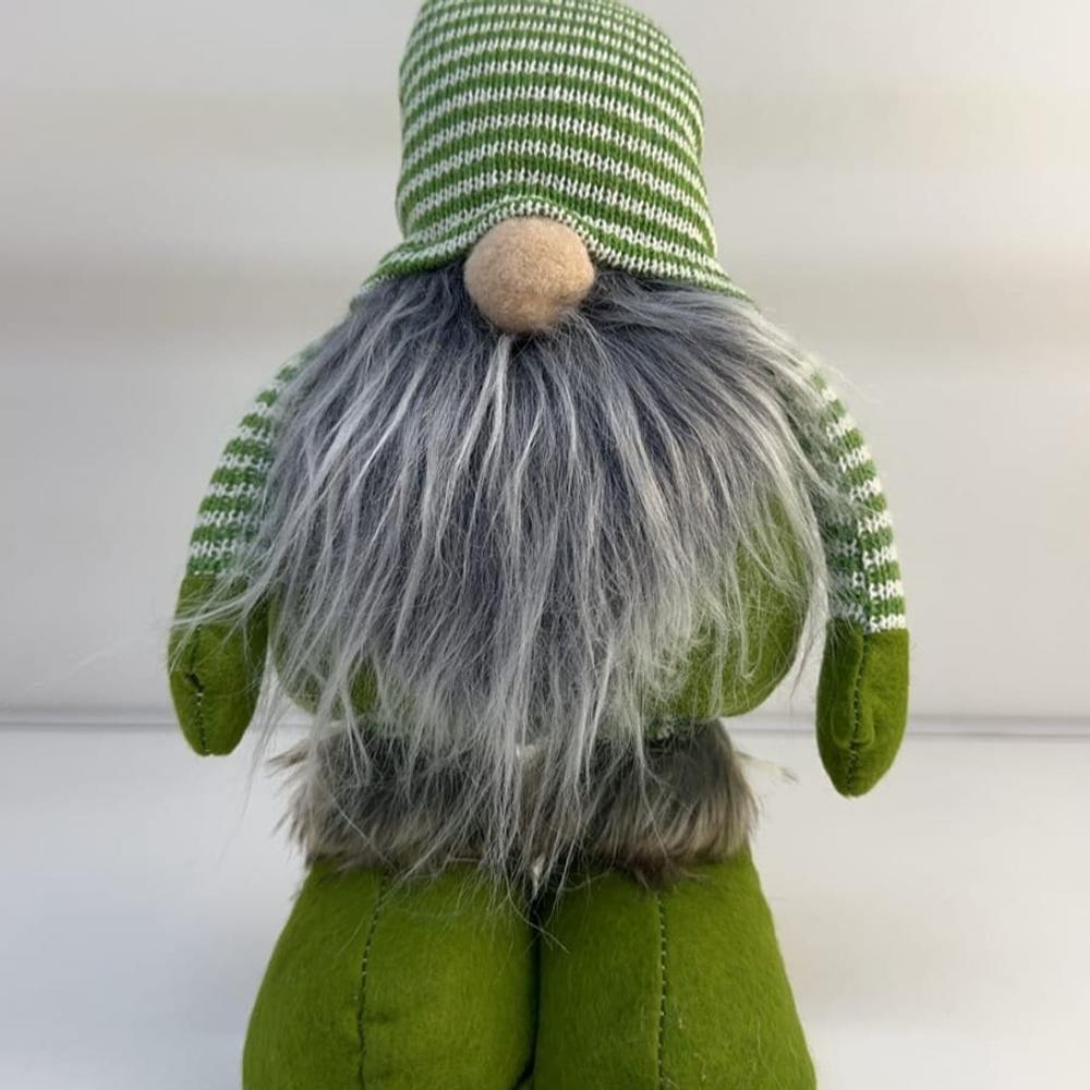 Кукла в полосатой пижаме, зеленый