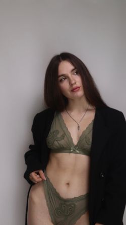 Комплект з нашивкою