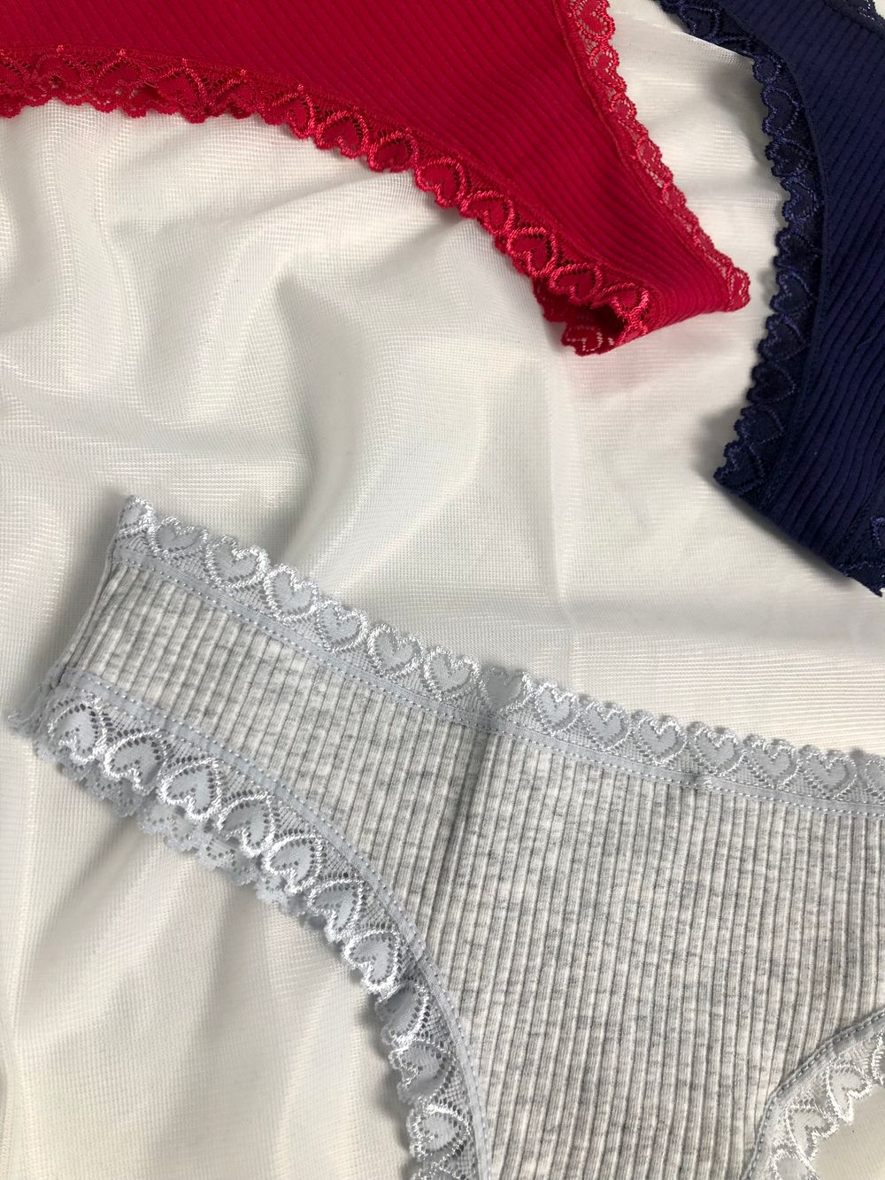 Стрінги з сердечками