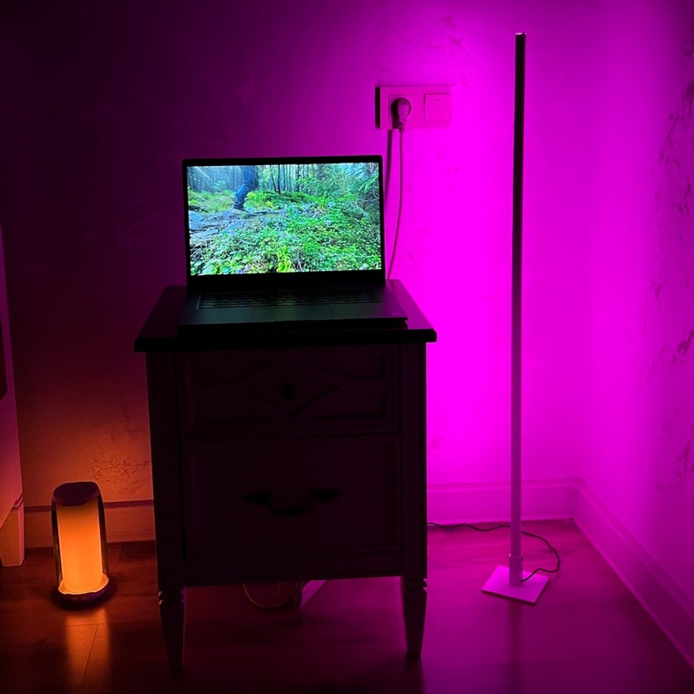 Багатофункціональна лампа Moonroom 150 см