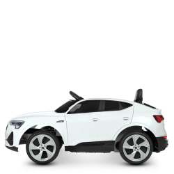 Детский электромобиль Audi e-tron 60W M 4806EBLR