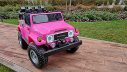 Дитячий двомісний електромобіль джип 4WD Toyota "WeKids Cars"