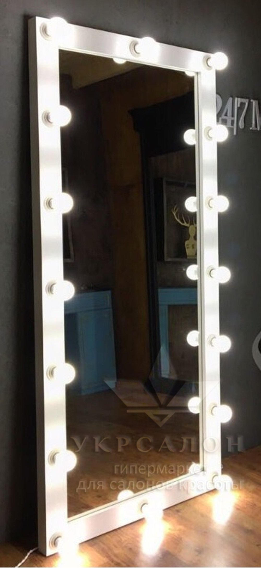 Дзеркало для візажу 717