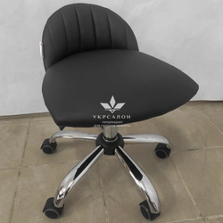 Стульчик для педикюра Rior