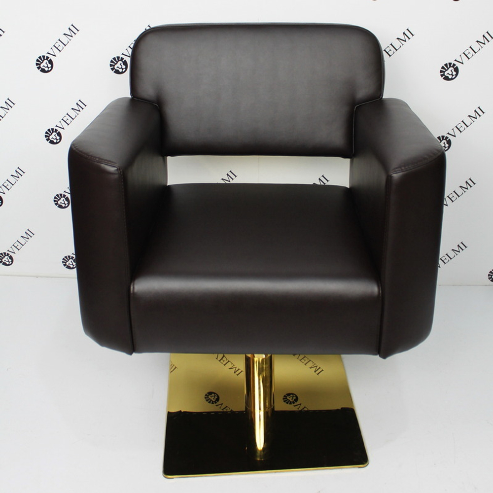 Перукарське крісло Eliot Gold на квадраті