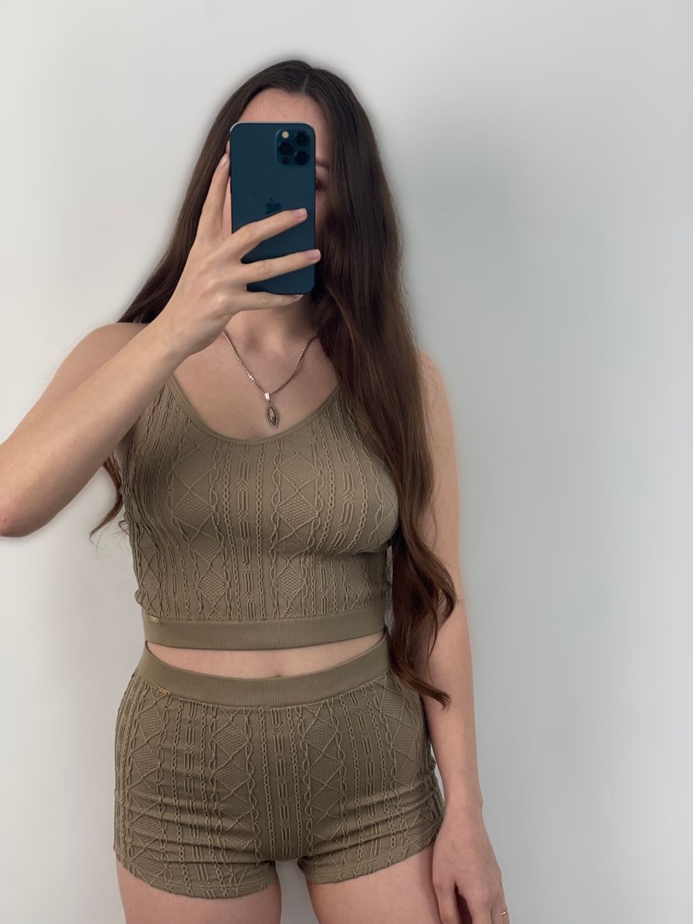 Домашній вʼязаний комплект