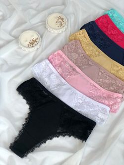 Стрінги з мереживом по боках