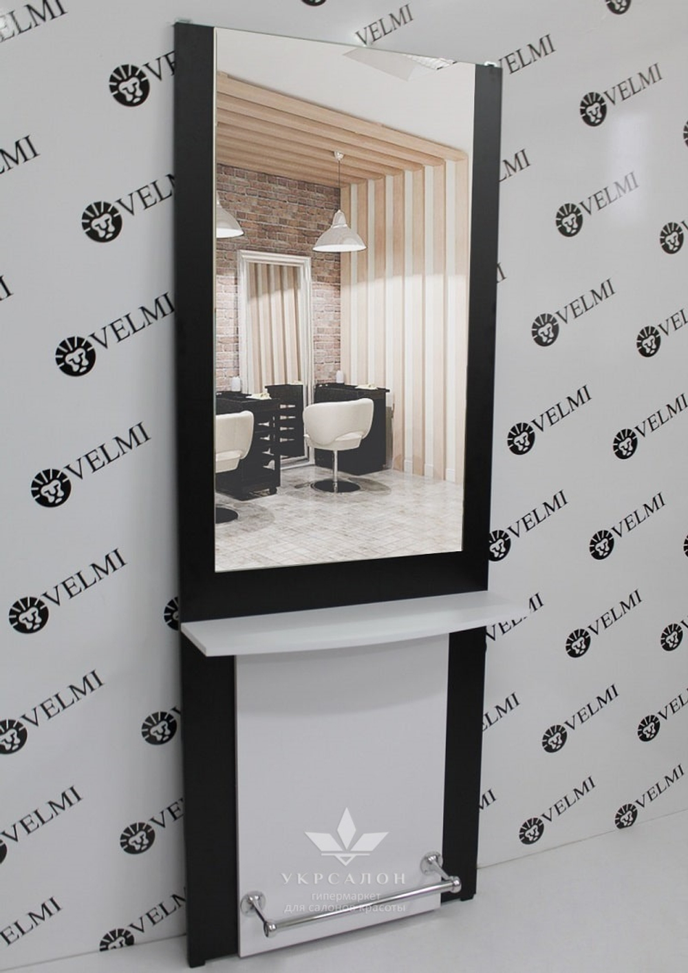 Парикмахерское рабочее место Стилист