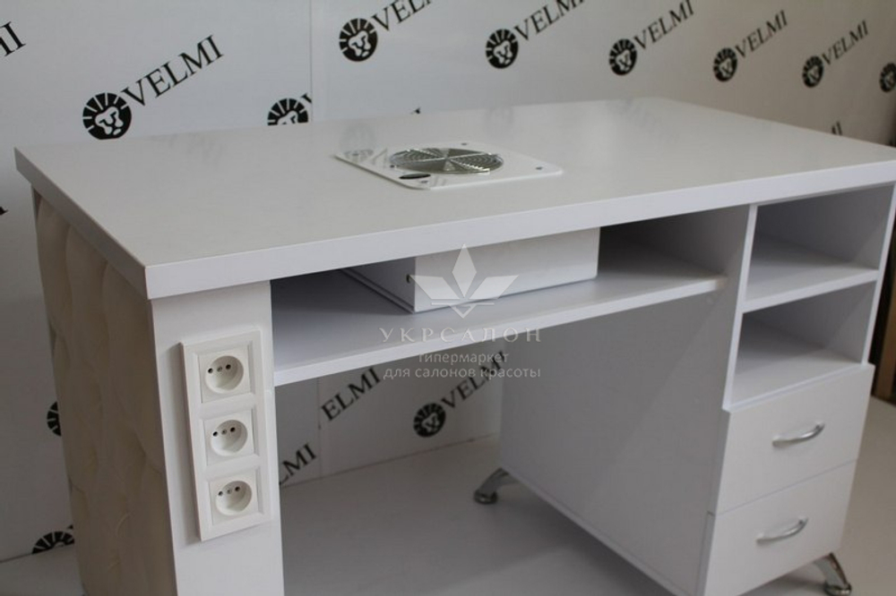 Маникюрный стол Queen 9