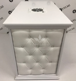 Манікюрний стіл Queen