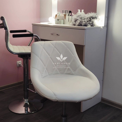 Защитный чехол для стульчика мастера 154