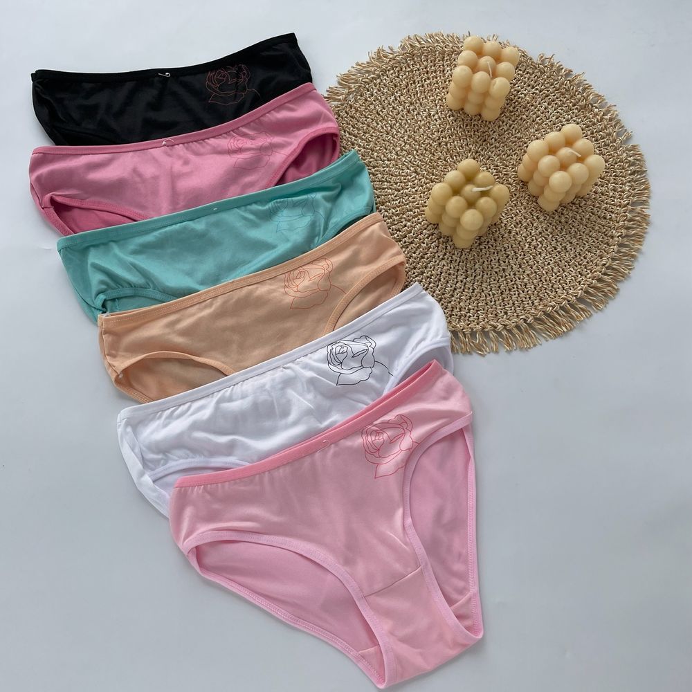 Сліпи з трояндою