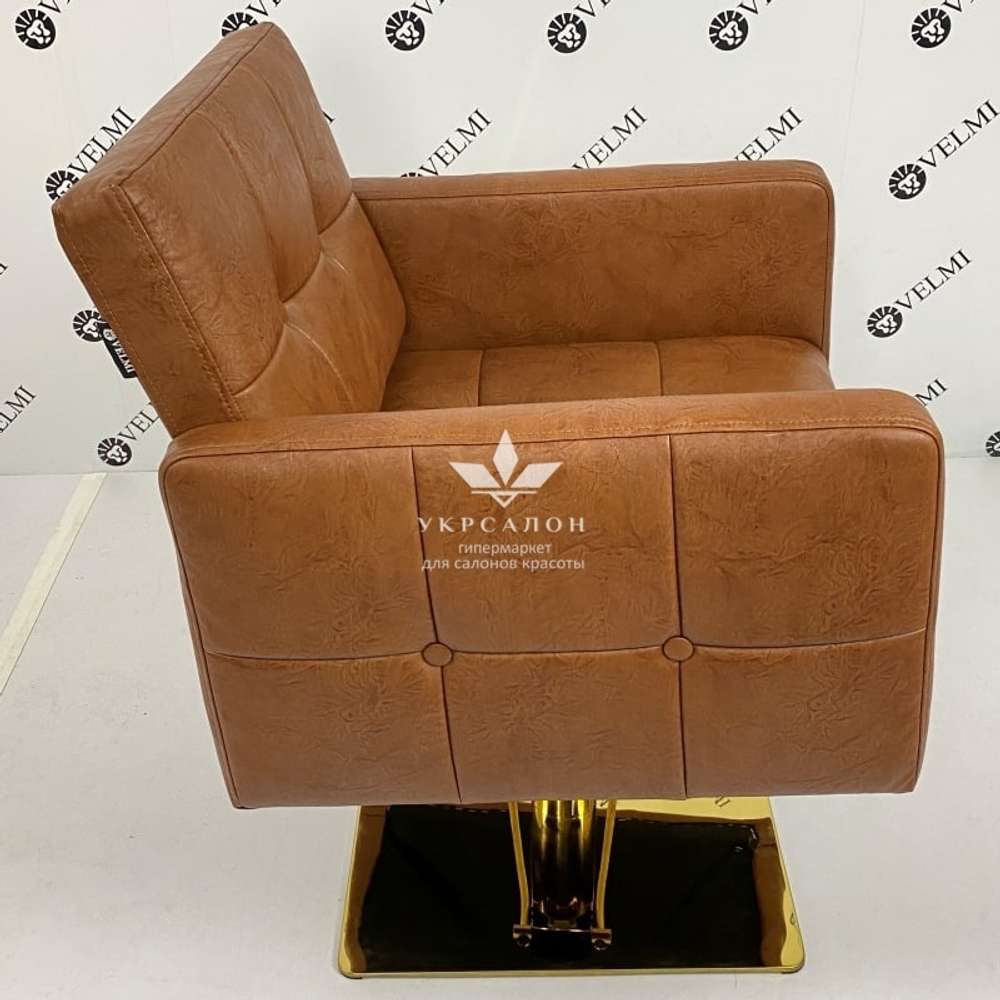 Перукарське крісло Primo Gold