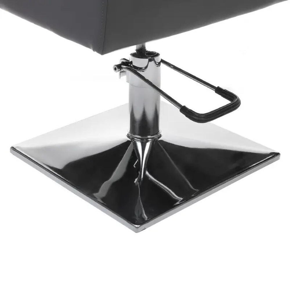 Парикмахерское кресло  Royal