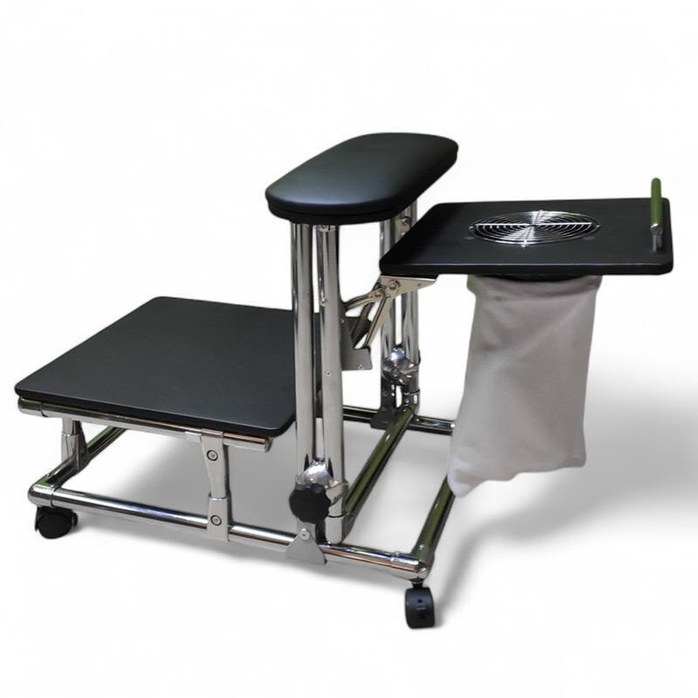 Вытяжка для педикюра с подставкой Tertio