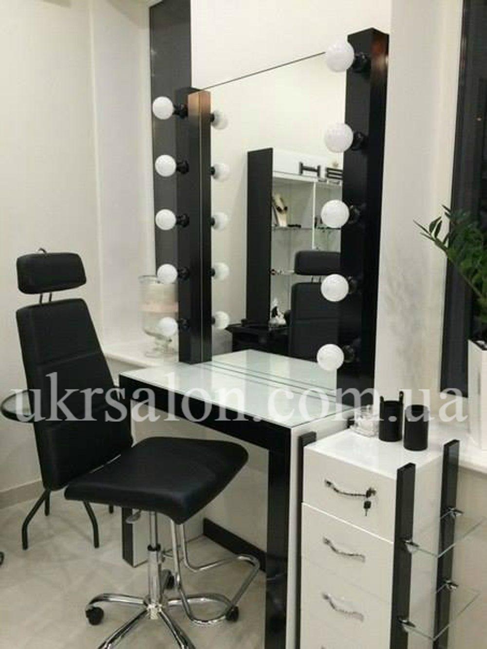 Кресло для визажа Make up
