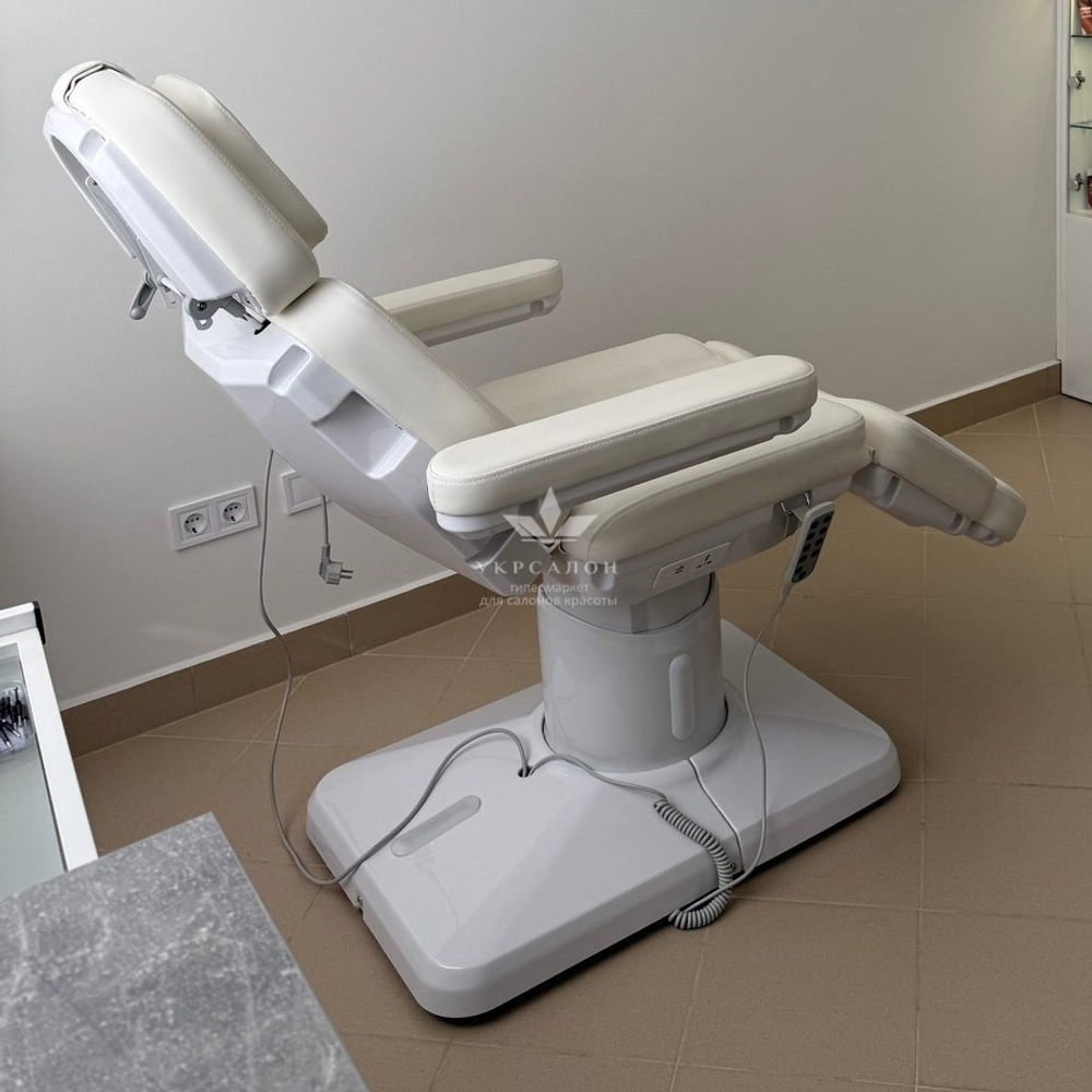 Косметологическая электрическая кушетка L538A, (3 мотора)