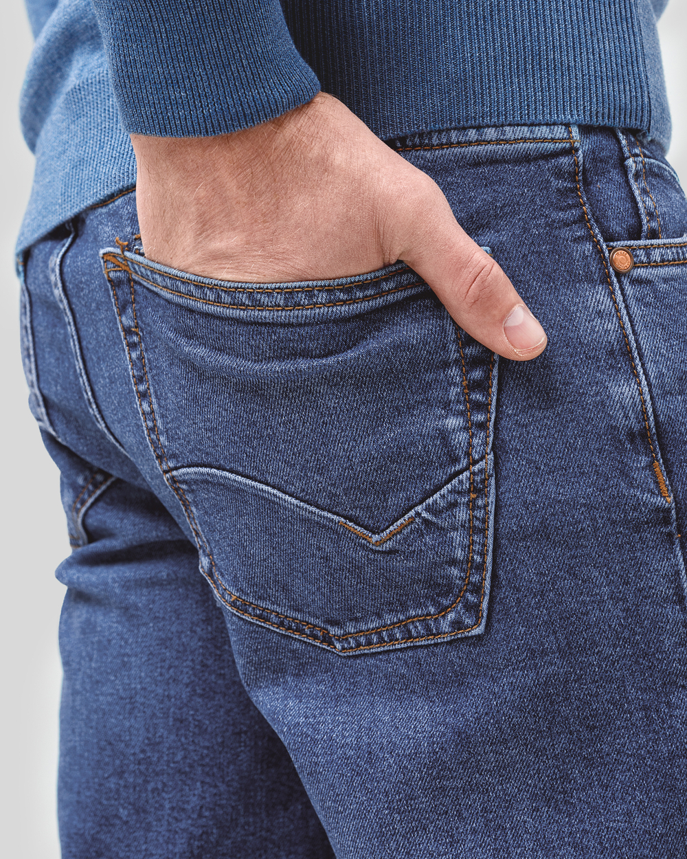 Джинси чоловічі Straight Fit блакитні (арт. 8862300902)