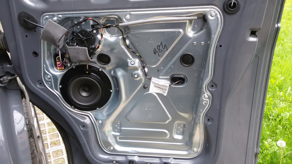Komplet Zvučnika za Volkswagen Transporter T5 i T6