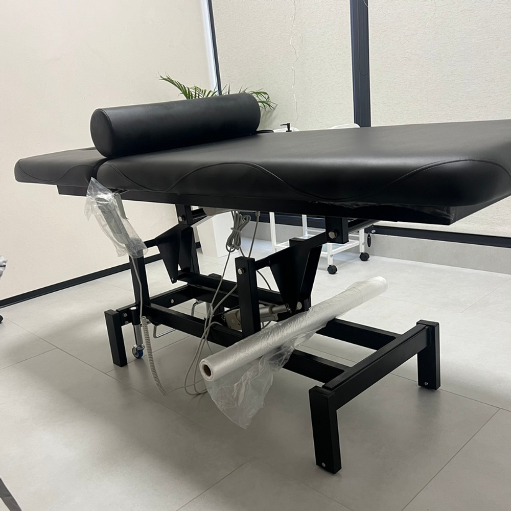 Массажно-косметологическая кушетка 269