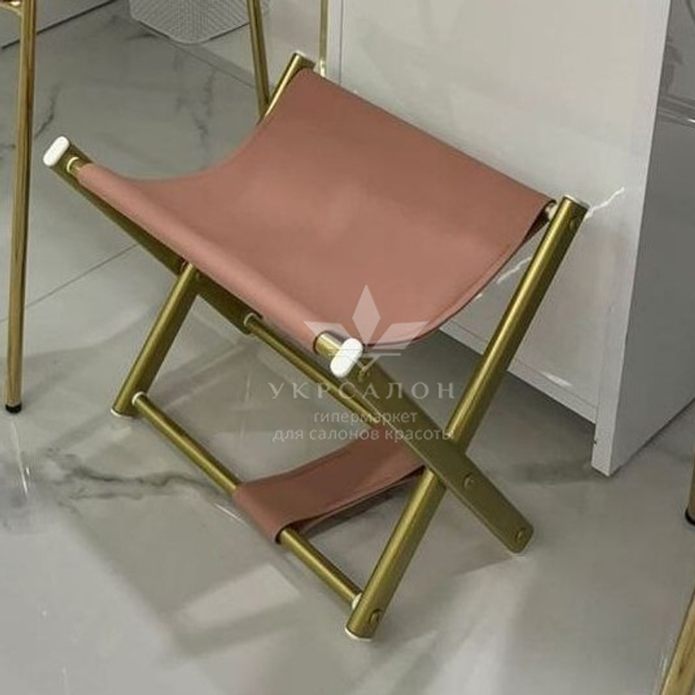 Подставка для сумки на золотых ножках