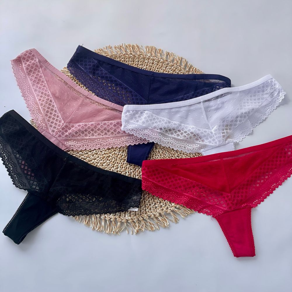 Стрінги з вставкою сіточки