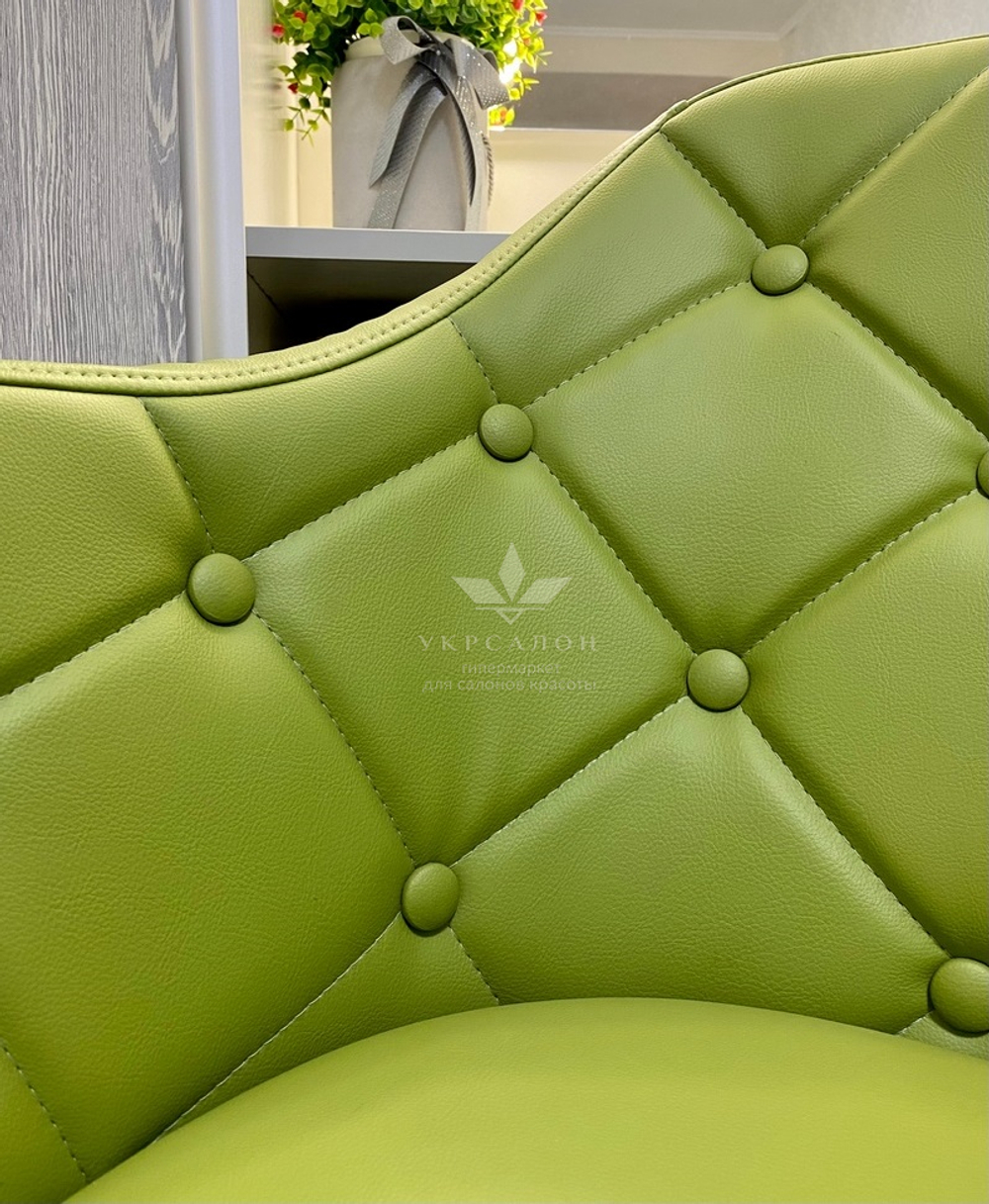 Стульчик мастера  Leganza на диске