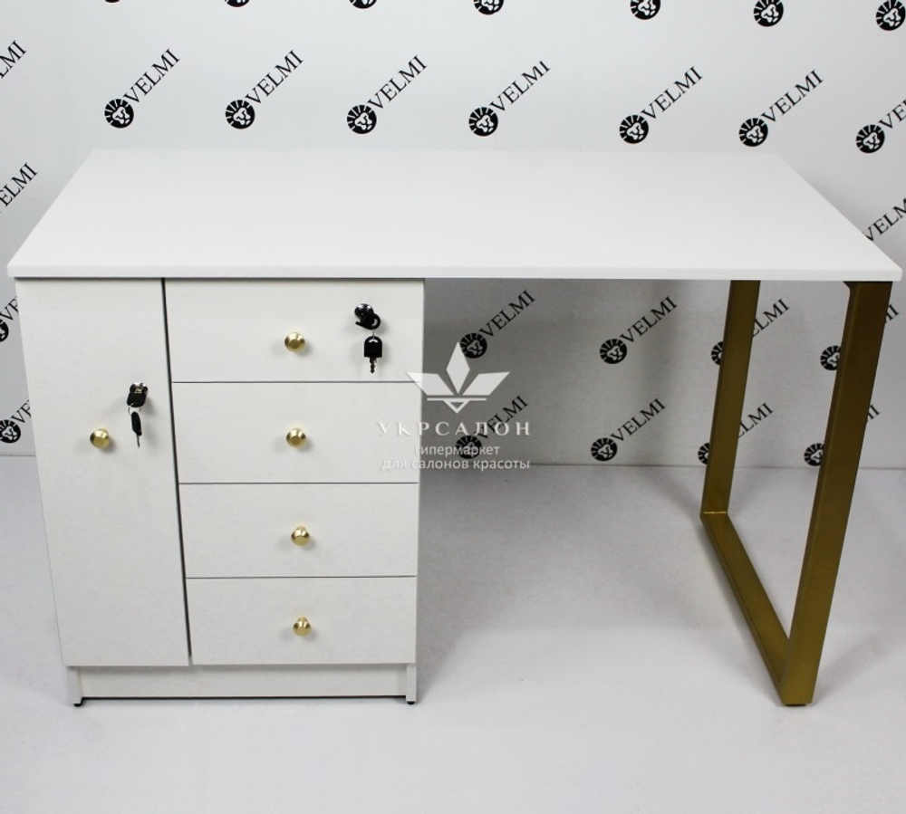 Манікюрний стіл Pandora