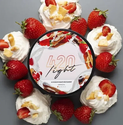 Табак 420 Light Клубничный Мильфей 100г