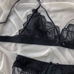 Сексуальний комплект з портупеєю