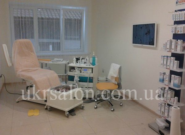 Вибір якісного педікюрного крісла