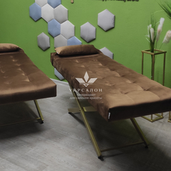 Косметологічна кушетка Tertio з регулюванням підголівника