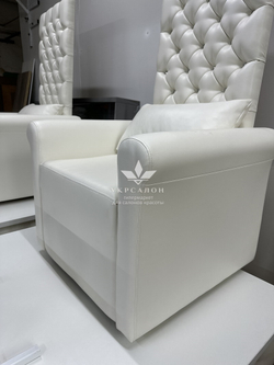 Педикюрне крісло KP-02