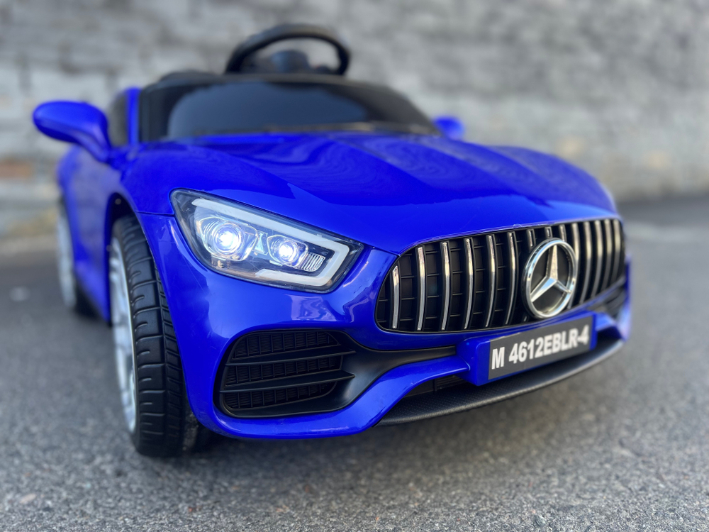 Дитячий електромобіль Mercedes "WeKids Cars"