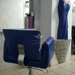 Перукарське крісло Orlando