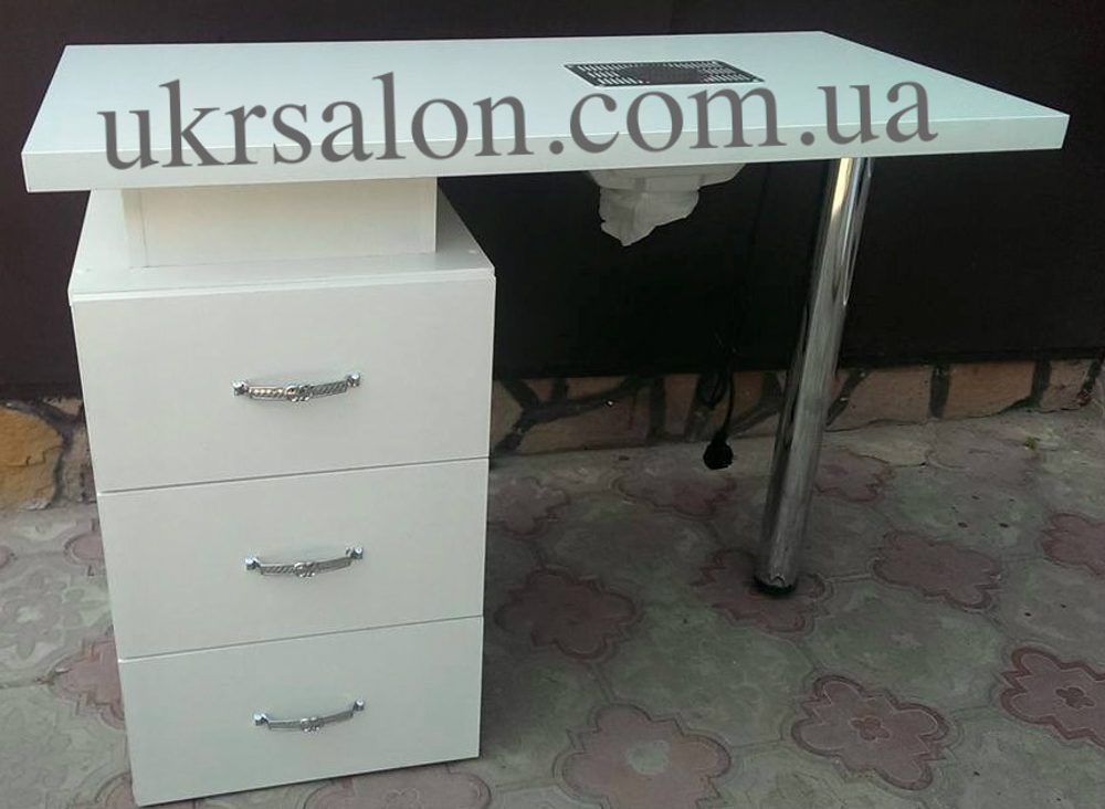 Маникюрный стол Paradiso