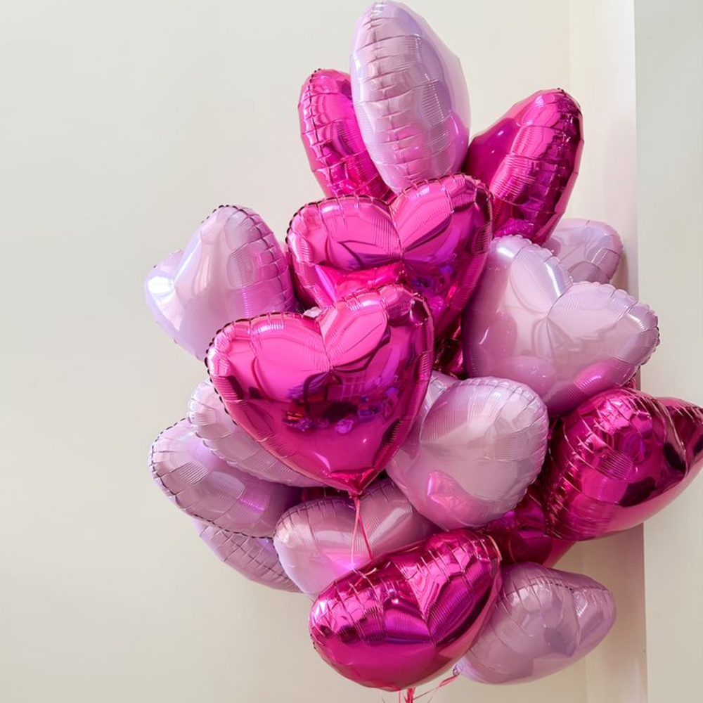 Рожеві та малинові кульки серця 19 штук