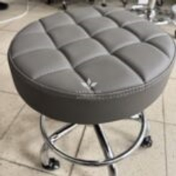 Стул мастера для педикюра Nicki