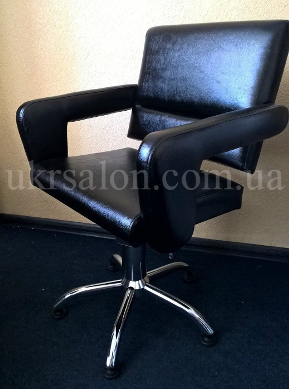 Парикмахерское кресло Flamingo