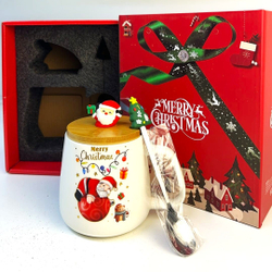 Кружка подарочная новогодняя