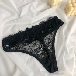 Стрінги в сіточку