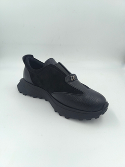 Женские кроссовки из искусственной кожи – комфорт и стиль на каждый день