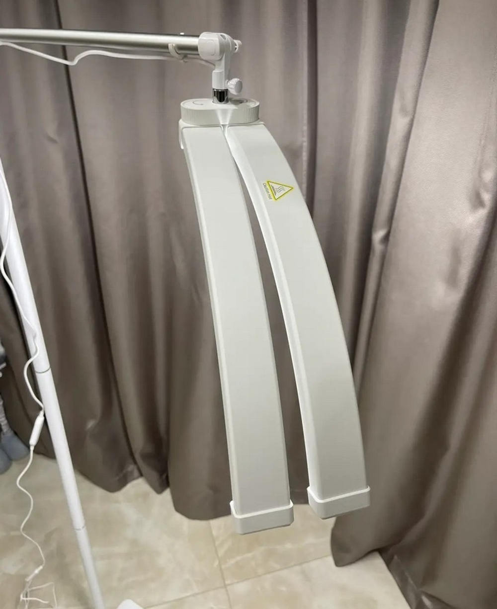 Бестеневая LED-лампа на штативе F-700B, 31 Вт, белая