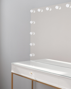 Робоче місце перукаря 734