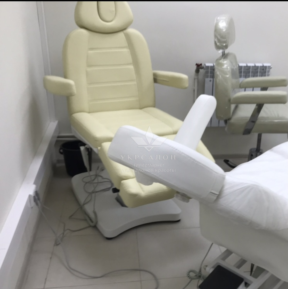 Педикюрное кресло 3803 АS с 2 моторами